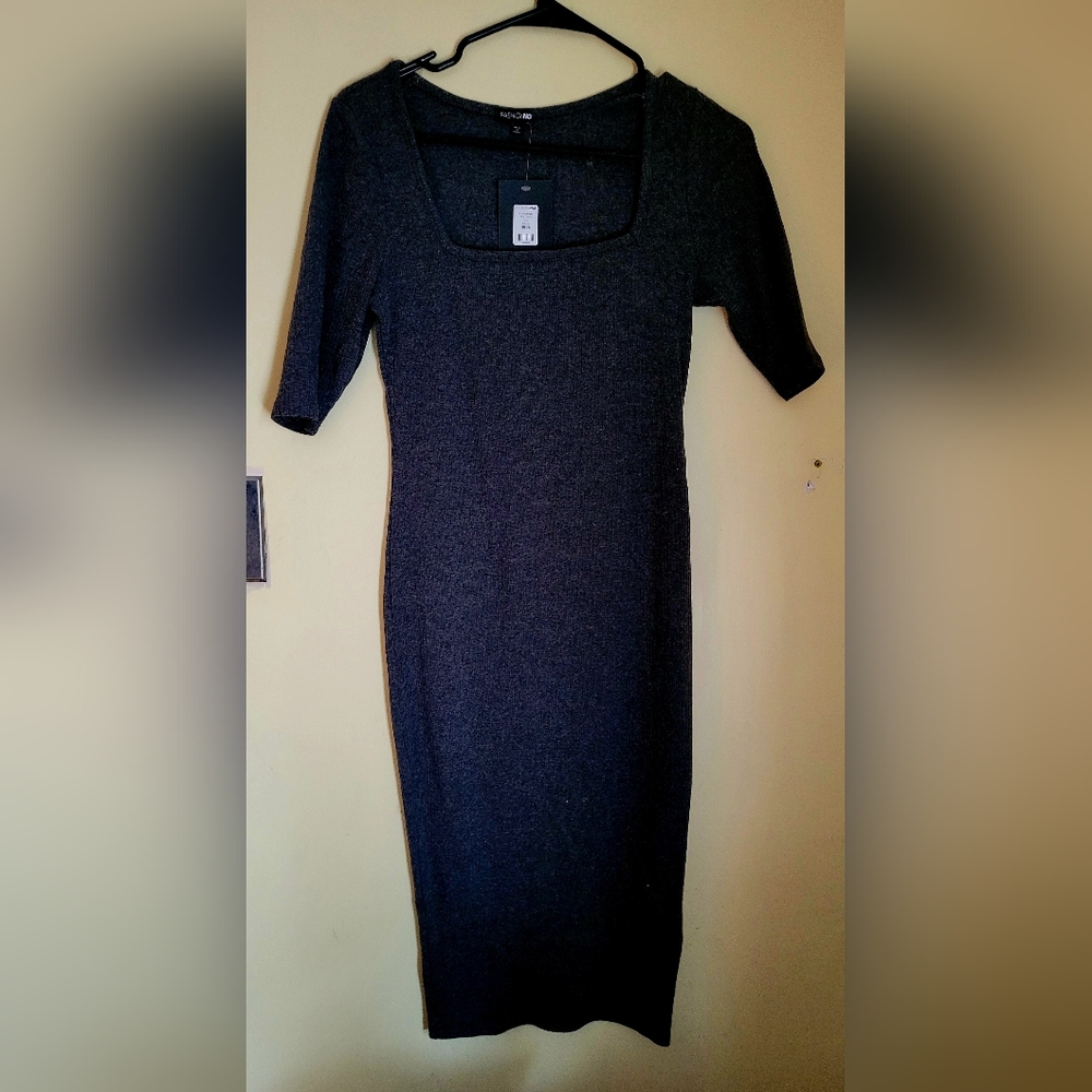 Short sleeve dark grey dress